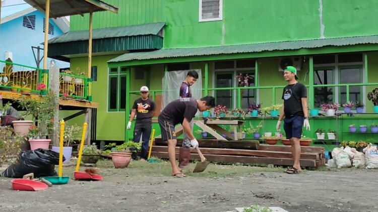 Hari Jadi Bulungan, Pemuda Sulawesi Selatan dan Lintas Komunitas Bersih-Bersih Rumah Raya Bulungan