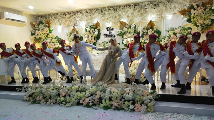 Resepsi Pernikahan Bernuansa Marinir TNI AL di Hotel Diamond Tarakan