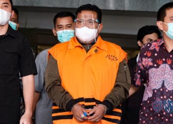 Jual Beli Jabatan Rp100 Juta. Eks Walikota Tanjungbalai Masuk Sidang Tipikor