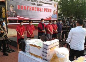Sidang Kasus Antigen Bekas, Manajer Kimia Farma Dituntut 20 Tahun Penjara