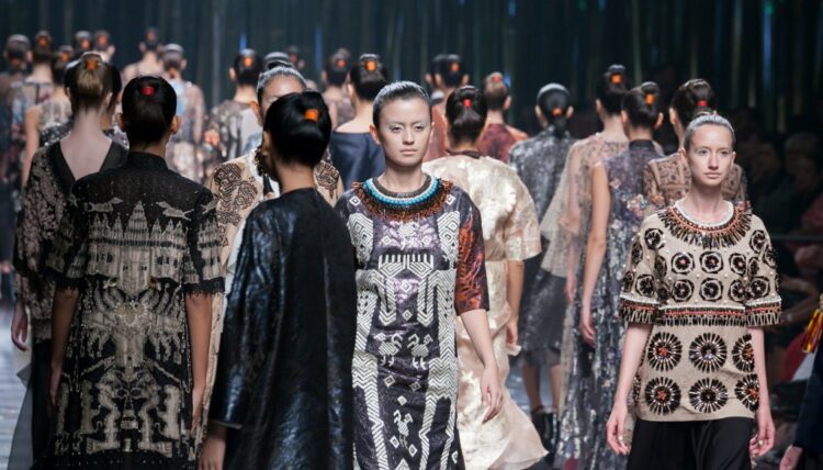 Revolusi Fashion Dunia Bermula dari Peradaban Islam, Ini Fakta-faktanya