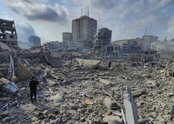 Serangan Israel menghancurkan kawasan di wilayah Gaza (Foto: AP Photo/Hassan Eslaiah)