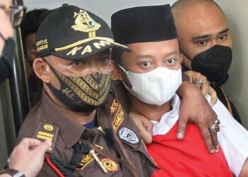 Tak Ada Ampun, Ustaz Cabul Herry Wirawan Dihukum Mati