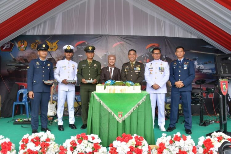 Upacara Peringatan HUT TNI ke - 78 digelar di Mako Kodim 0911/Nunukan