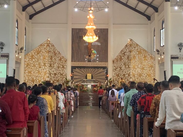 ibadah Natal di Gereja Khatolik Santa Maria Imakulata Tarakan