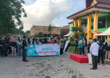 Lewat Jalan Sehat, Jajaran Pegawai RSUD Nunukan Ajak Warga Hidup Sehat