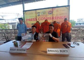 Empat pria diamankan polisi saat asik bermain judi Piyapu