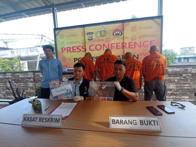 Empat pria diamankan polisi saat asik bermain judi Piyapu