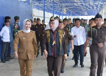 Bupati Laura Sambut Kedatangan Kajati Kaltara