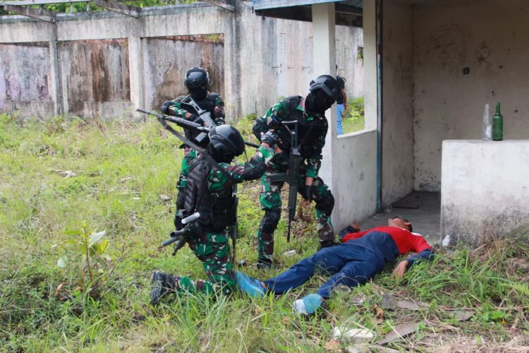 Pastikan Pemilu 2024 Berjalan Aman, Yonmarhanlan XIII Tarakan Gelar Latihan Pertempuran Jarak Dekat