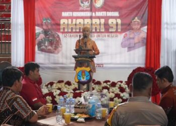 Bupati Nunukan Hj.Asmin Laura Hafid saat memberikan sambutan pelaksanaan bakti kesehatan dan bakti sosial dalam rangka pengadian 32 tahun akabri 91