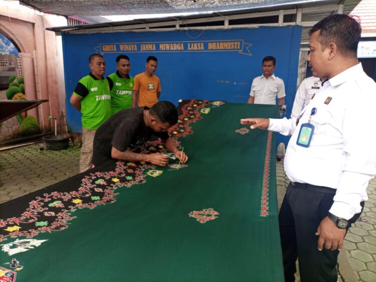 Lapas Kelas IIB Nunukan memberi pelatihan membatik (Foto: SIMP4TIK News)
