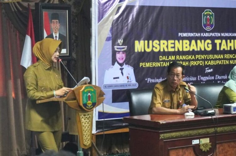 Buka Musrenbang Tahun 2024, Bupati Laura Pamer Sederet Capaiannya