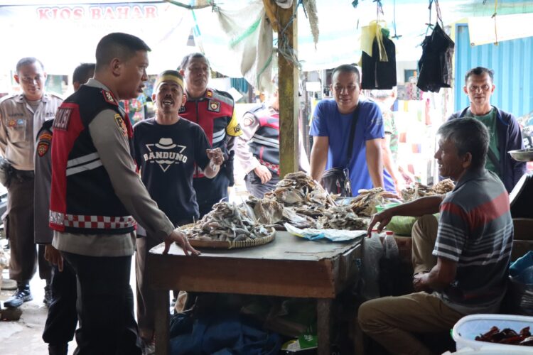 NGOBRAS di Beringin I, Kapolres Tarakan Tampung dan Tanggapi Aspirasi Warga