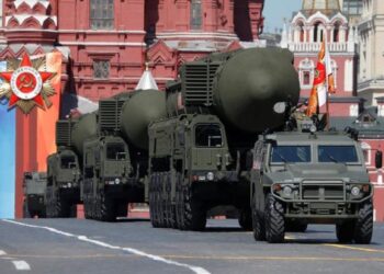 Rusia Serius Perang Nuklir, Tukang Bomnya Sudah Merapat ke Ukraina