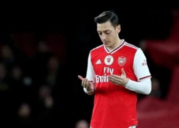 Mesut Ozil Kini Banting Setir Jadi Caleg