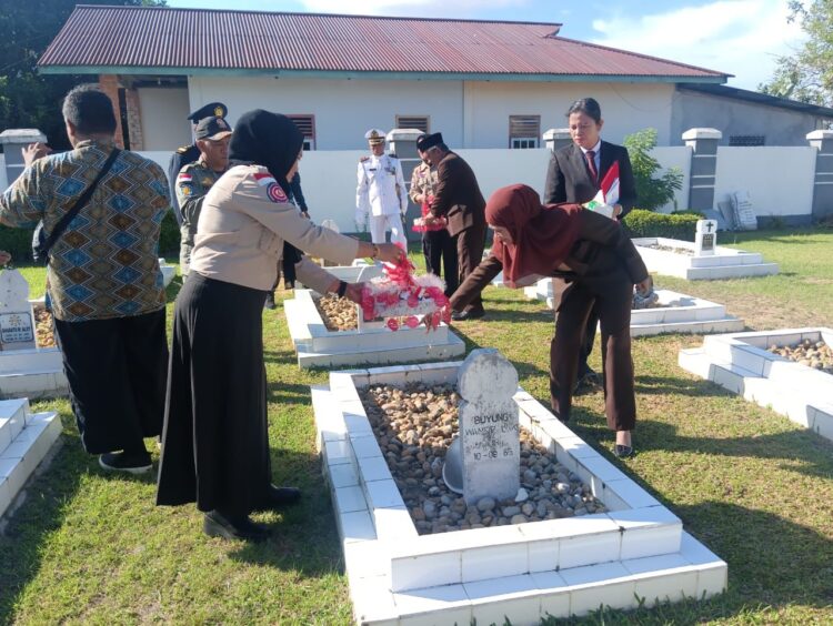 Bupati Laura Harap Peran Pemuda dalam Mencapai Indonesia Emas