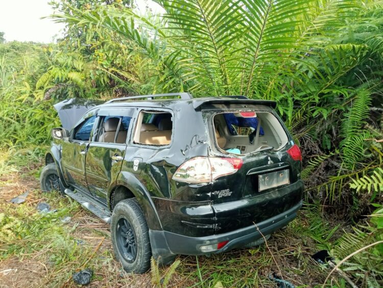 Mobil Pajero milik RPS yang dirusak massa