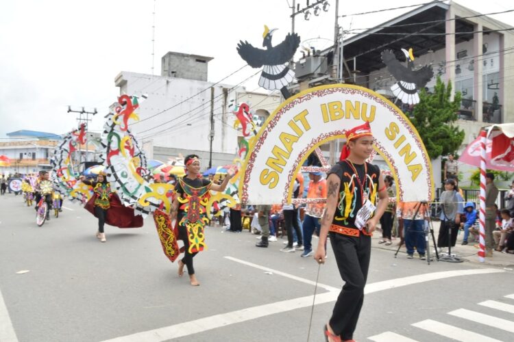 Pawai pembangunan dalam rangka memperingati Hari Ulang Tahun (HUT) Kabupaten Nunukan ke - 24