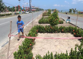 DLH Nunukan lakukan pemagaran tali rafia