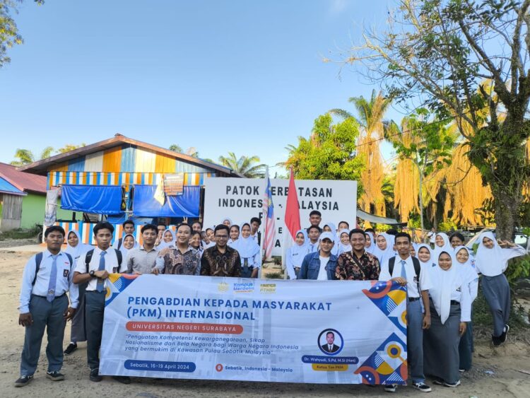 PKM Internasional Unesa di Sebatik : Bangun Semangat Pendidikan dan Nasionalisme Anak Pekerja Migran Indonesia di Malaysia