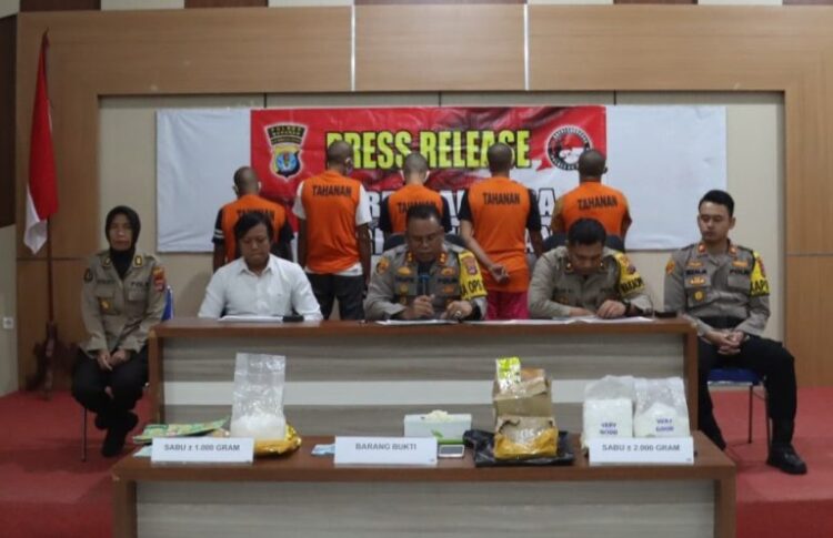 Pers rilis pengungkapan narkotika jenis sabu sebanyak 3 kilogram dari dua LP (Foto : Humas Polres Nunukan)