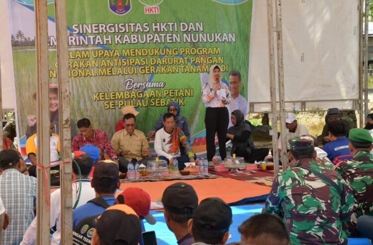 Bupati Laura Dengar Aspirasi dan Silaturahmi Bersama Masyarakat dan Petani