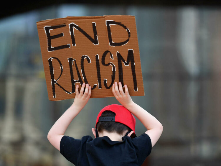 Amerika Serikat Negara Rasis, tapi Ngakunya Paling Demokratis