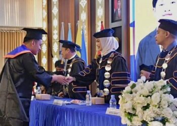 Bupati Laura Harap Sarjana Tingkatkan Kompetensi