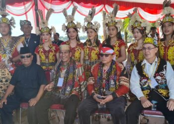 ‘SULTON’ Jadi Paslon Pertama yang Mendaftar ke KPU