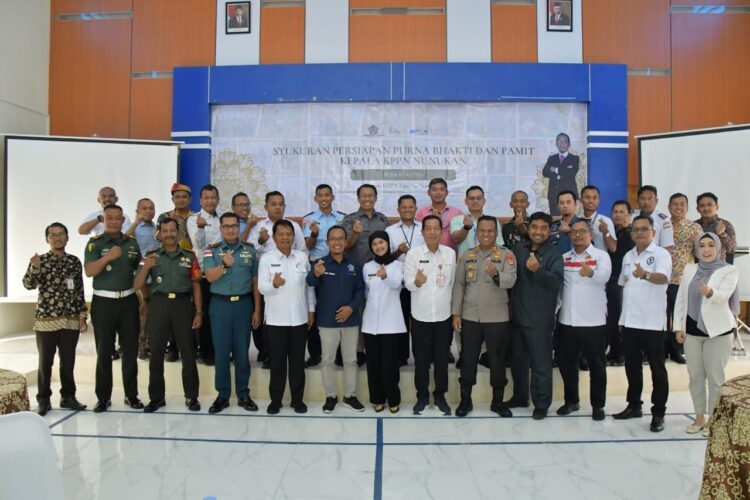 Syukuran persiapan purna bakti dan pamit kepala KPPN Nunukan Budi Sukoyo