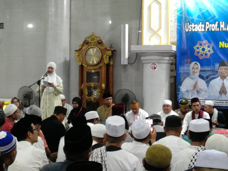Bupati Laura Hadiri Tabligh Akbar UAS di Masjid Agung Al Mujahidin Nunukan
