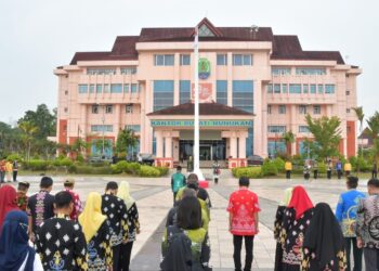 Upacara Peringatan Hari Kesaktian Pancasila dilaksanakan di Halaman Kantor Bupati Nunukan