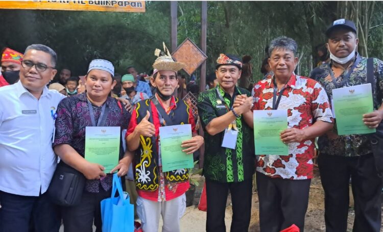 Presiden RI Serahkan SK Perhutanan Sosial dan SK TORA Kalimantan Utara